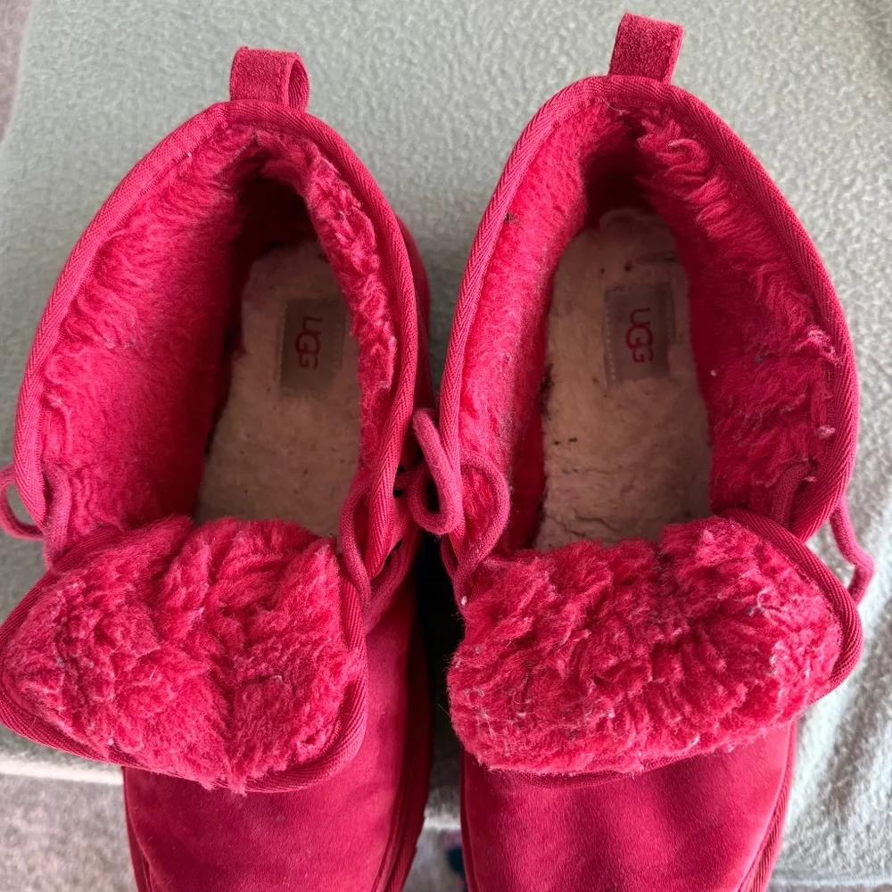 UGG Australia‎ Neumel Red Boots for Men, Size 11